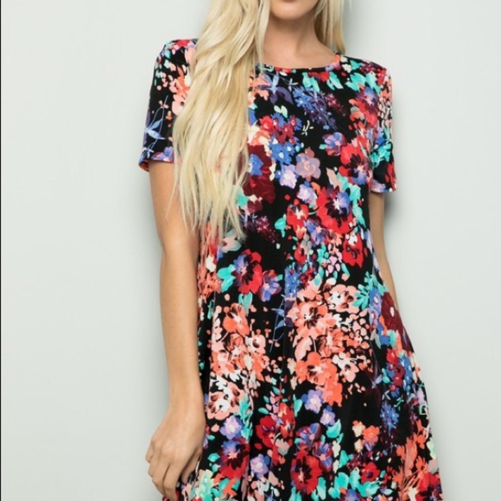 LAST 1‼️❣️BLACK FLORAL - DRESS TUNIC ❣️ - Picture 3 of 4